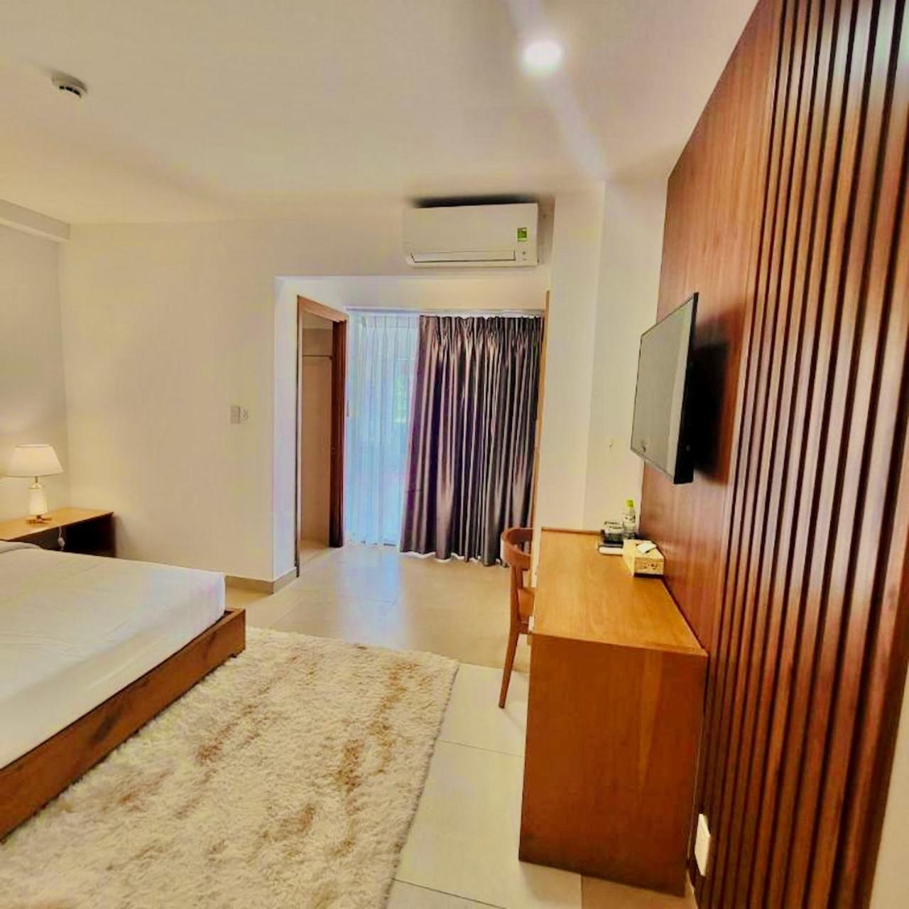 Simmi 5 Hotel & Apartment Хошимін Екстер'єр фото